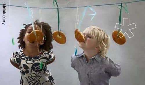 أكل الدوناتس